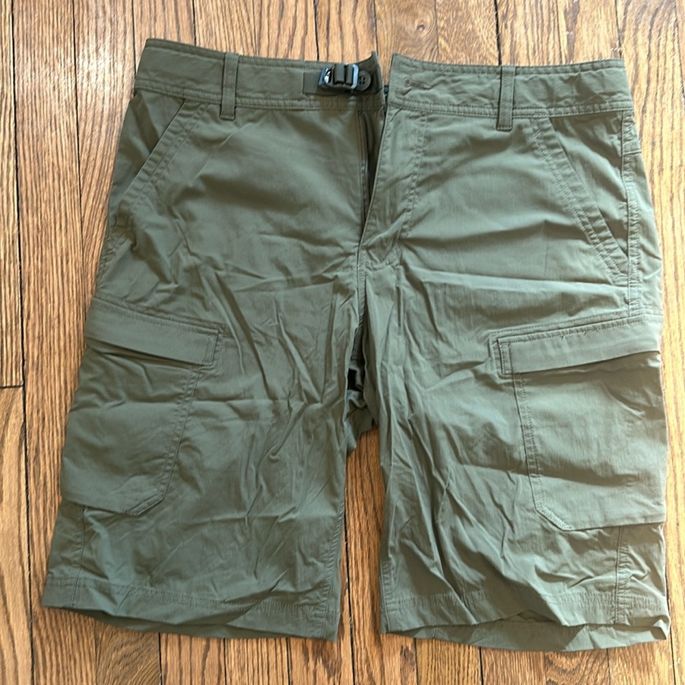 Men’s REI Hybrid Cargo Outdoor Shorts size 34 NWOT